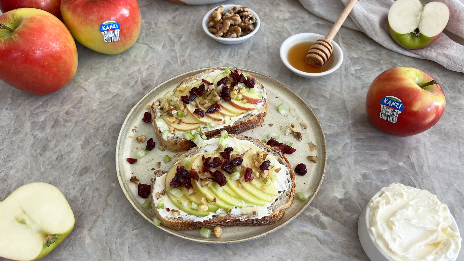 KANZI® Apple Cream Cheese & Cranberry Toast Image
